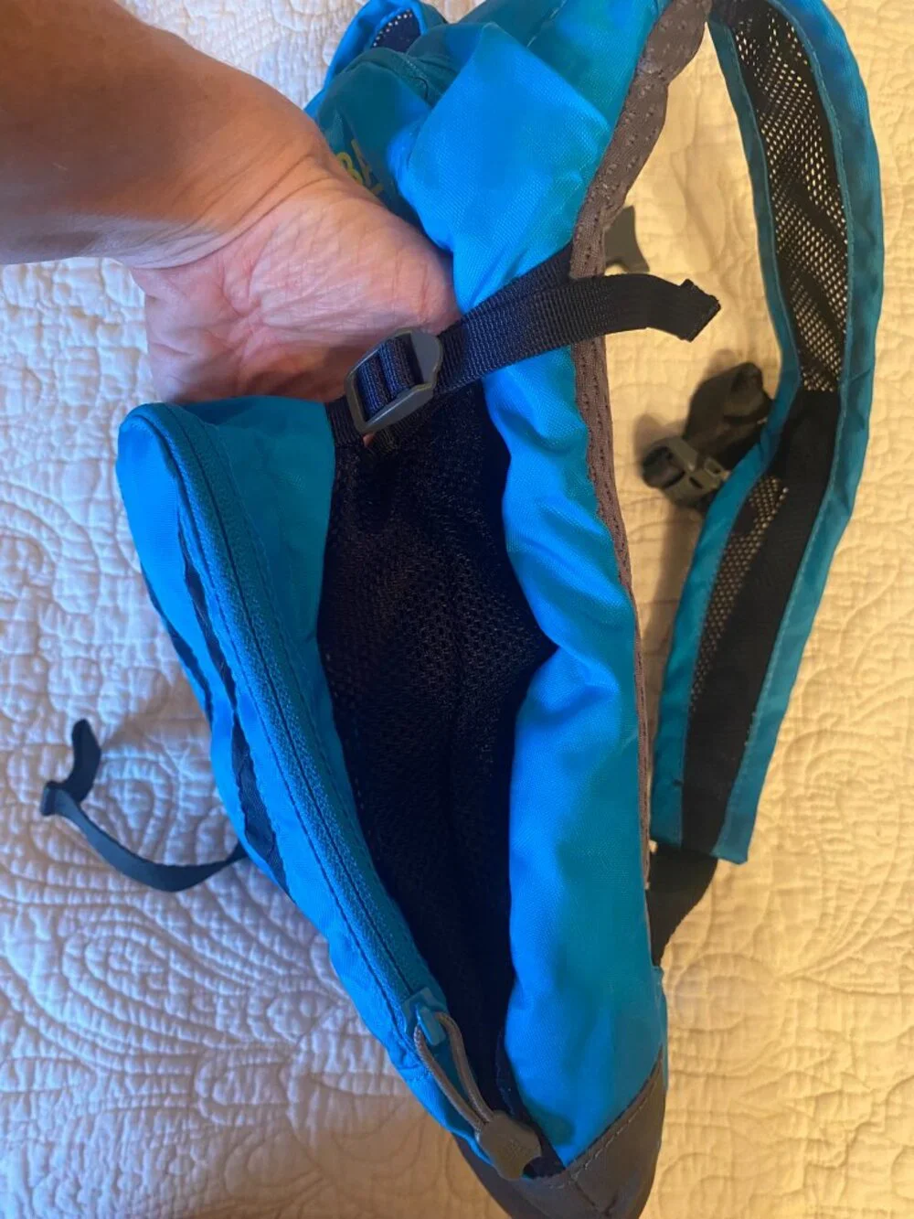 CamelBak HydroBak Kids 50oz 1.5L Blue Hiking/Running Hydration Backpack